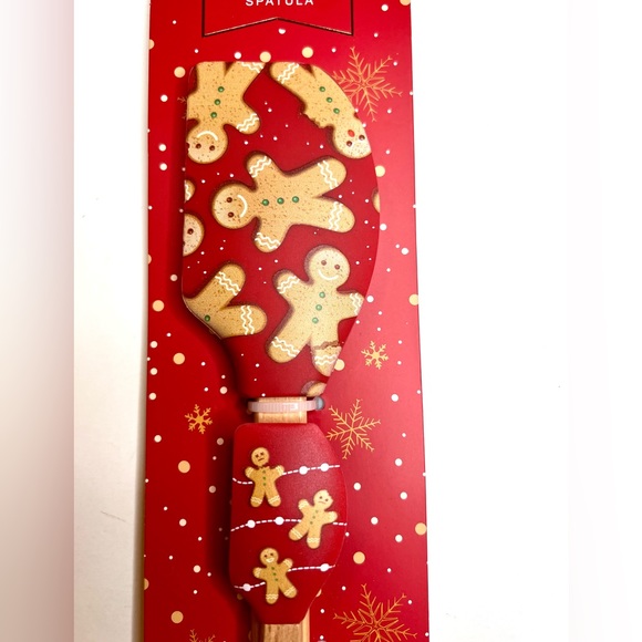 2 Gingerbread Men Cookies Silicone Spatulas Merry Christmas Etched on Handles - Picture 3 of 7